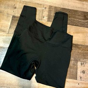 Fabletics Powerhold Leggings size M